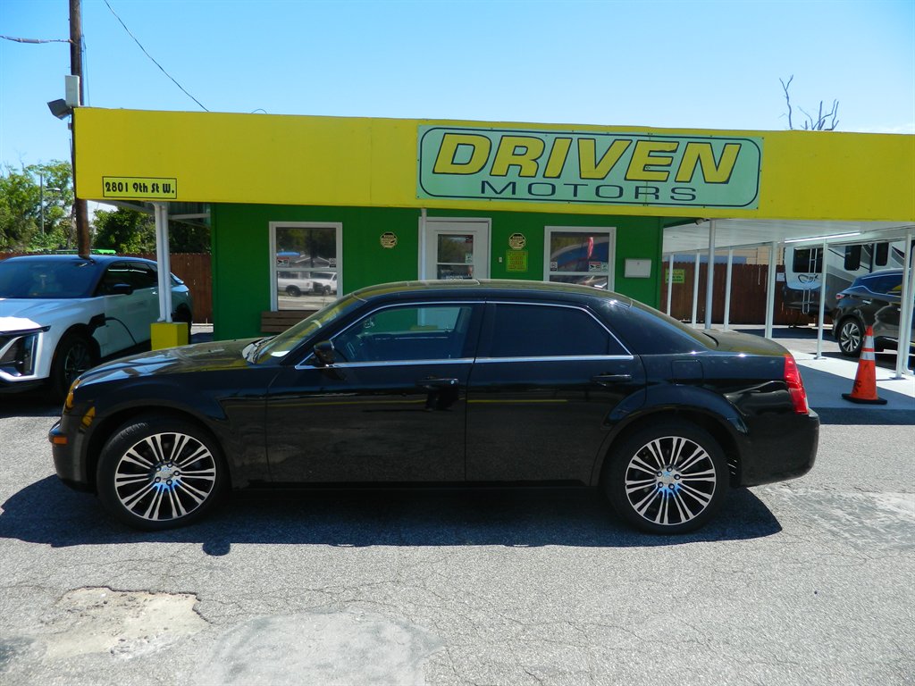 2010 Chrysler 300 S